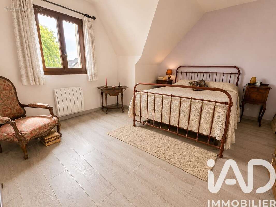Photo 8 - Maison à SAINT-GERMAIN-LES-ARPAJON