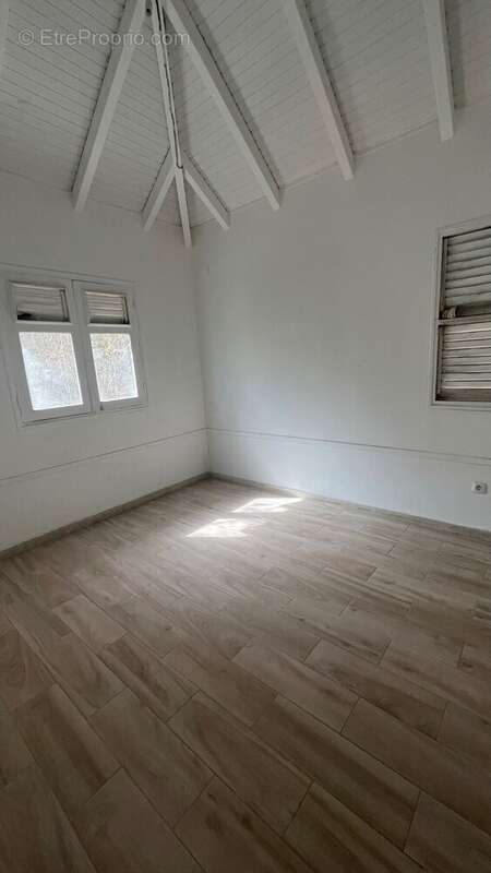 Maison 102 m² à Le Carbet  - photo 9