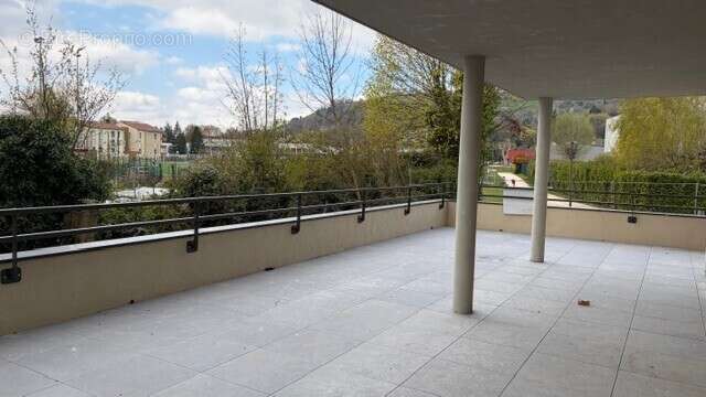 Appartement T4 st marcellin - photo 8