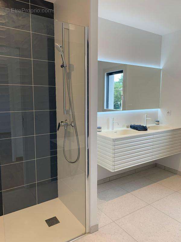 Maison à CALUIRE-ET-CUIRE