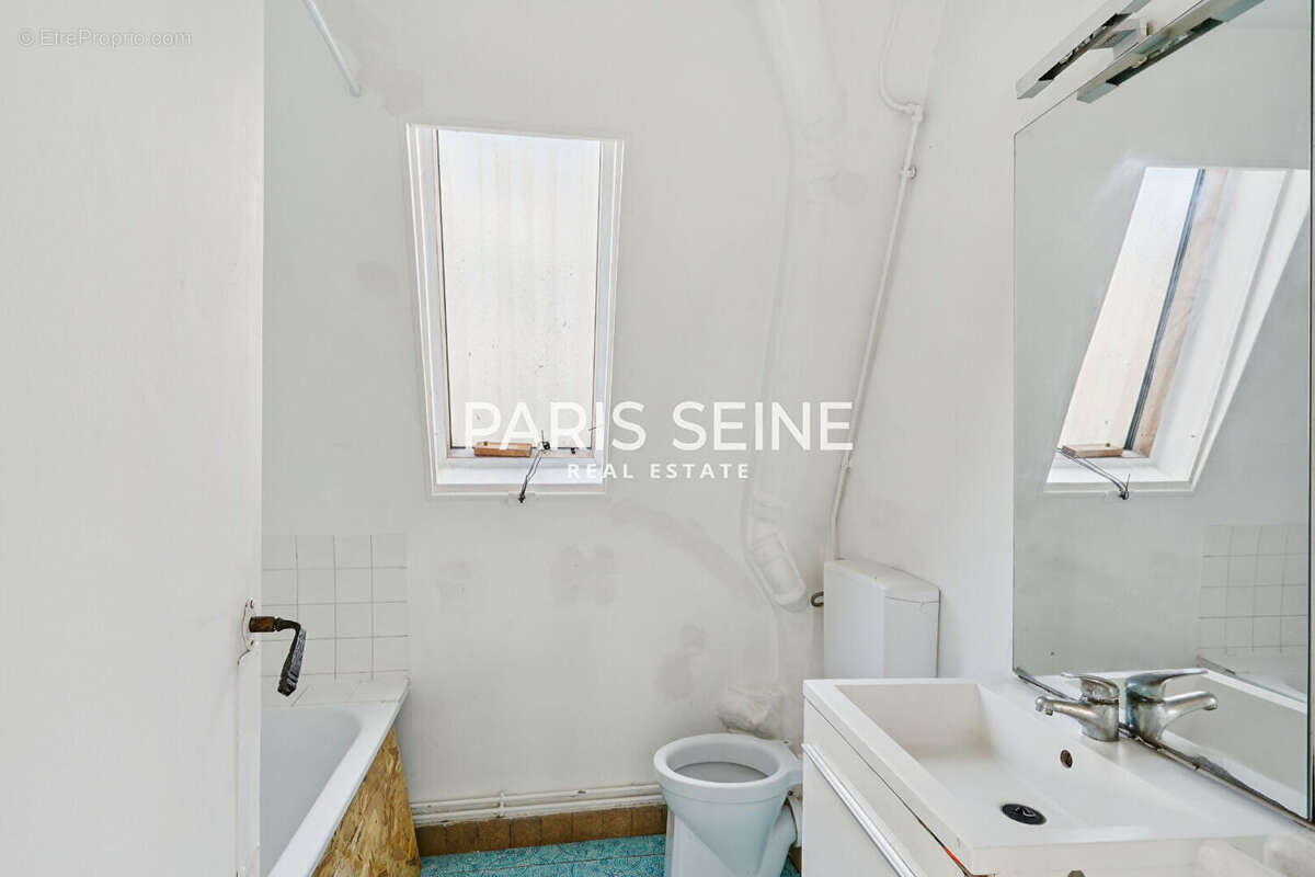 Appartement à PARIS-18E