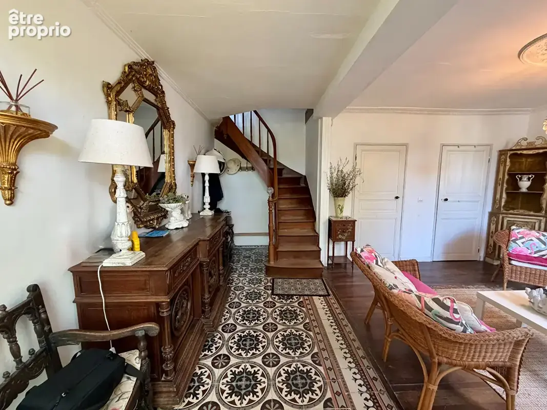 Maison de Maître, 4+ chambres, plein du caractère, piscine, au calme - photo 4