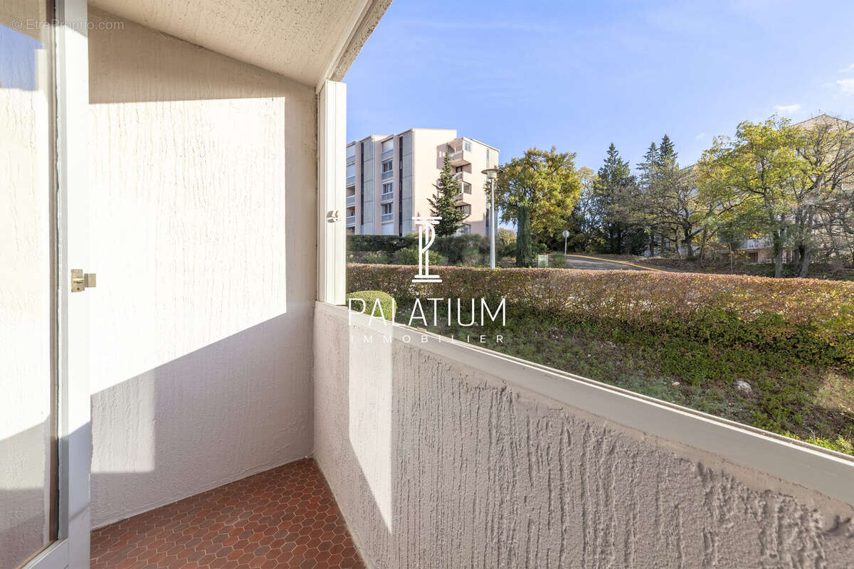 Appartement à GREOUX-LES-BAINS