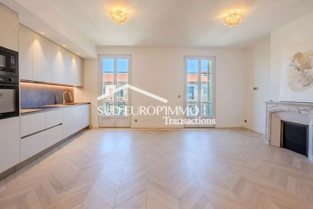 Appartement à NICE