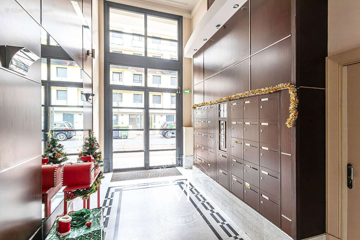 Appartement à MONTROUGE
