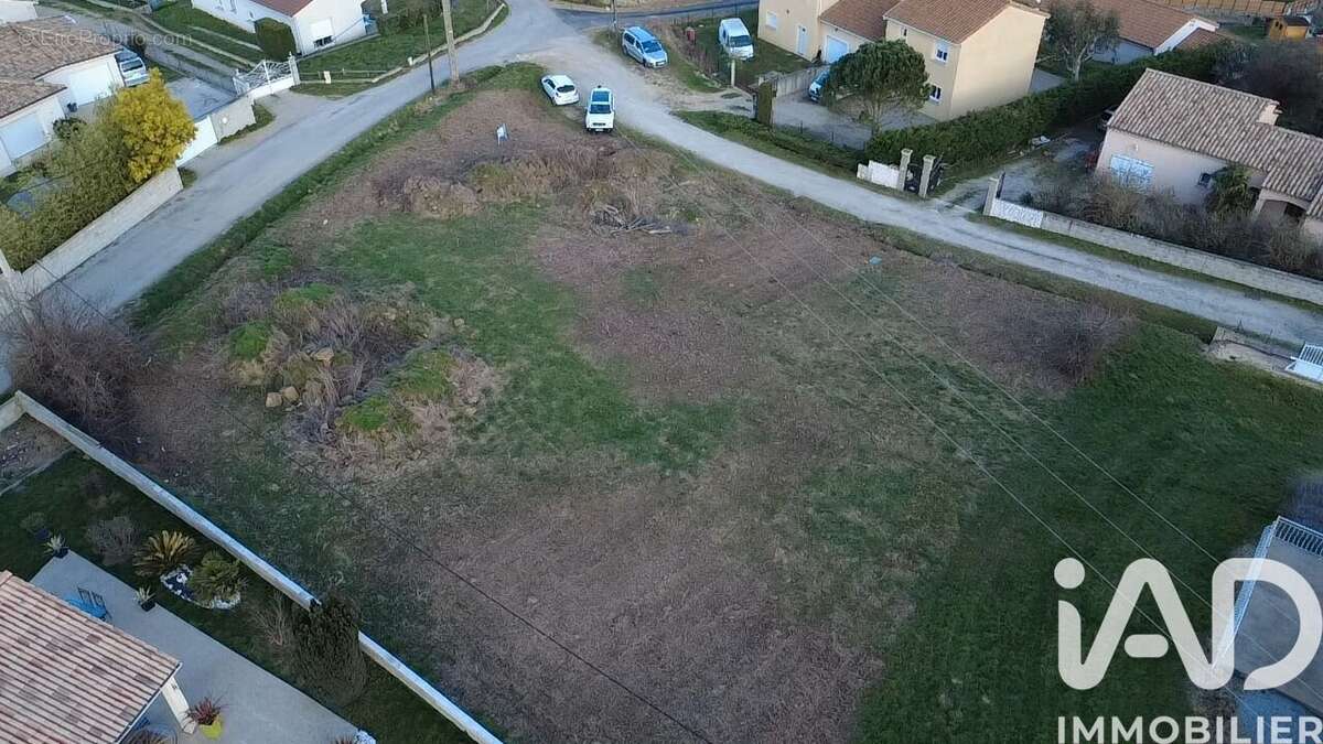 Terrain 450 m² à Saint-Alban-D'ay  - photo 3