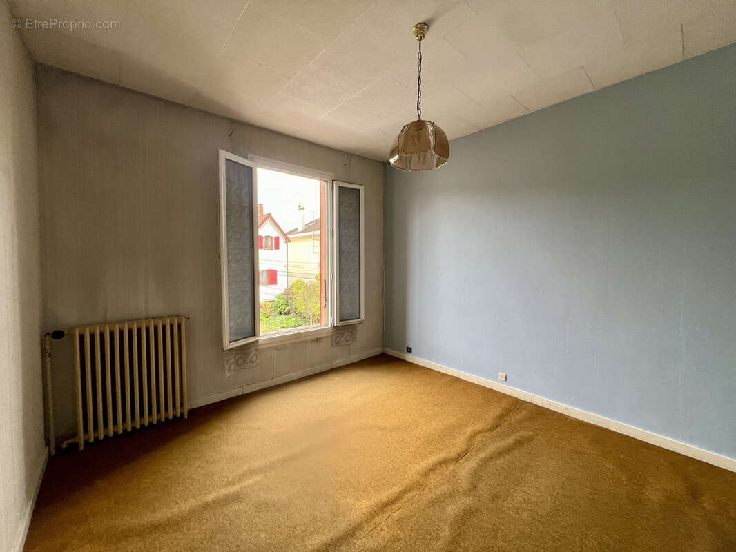 Maison à LE BLANC-MESNIL