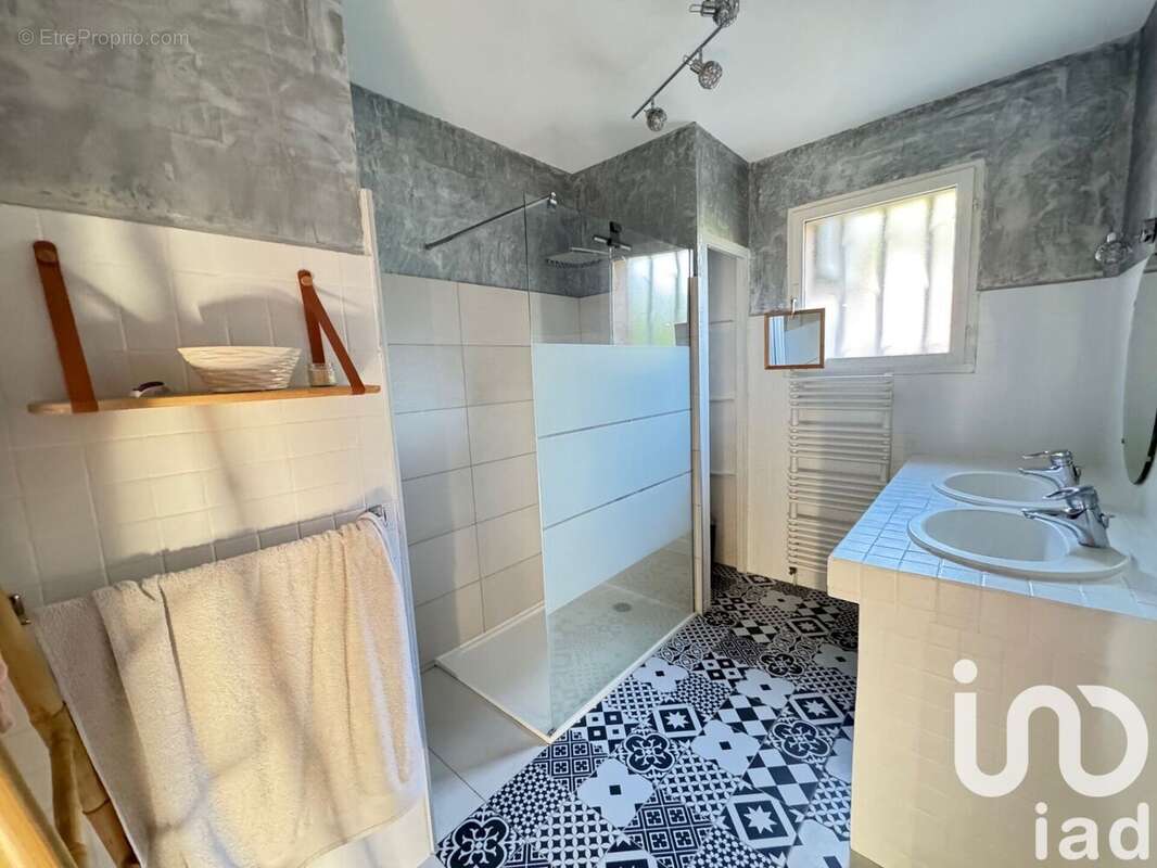 Photo 6 - Maison à SERIGNAN-DU-COMTAT