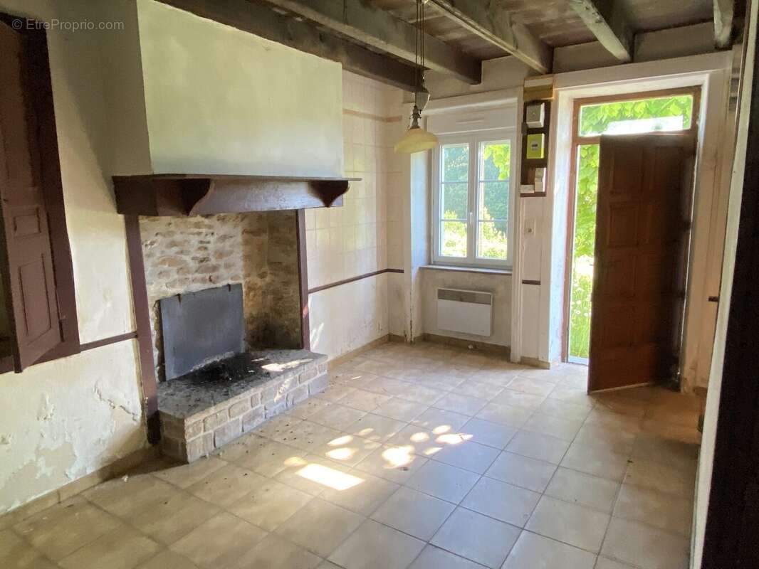 Maison à LINARDS