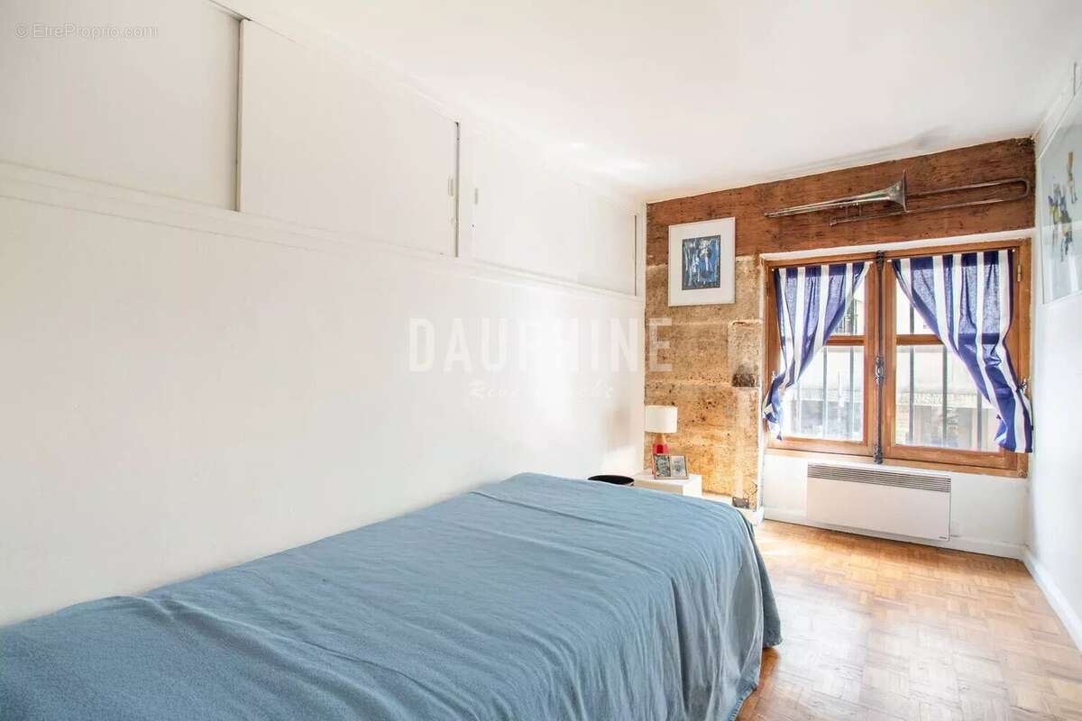 Appartement à PARIS-6E