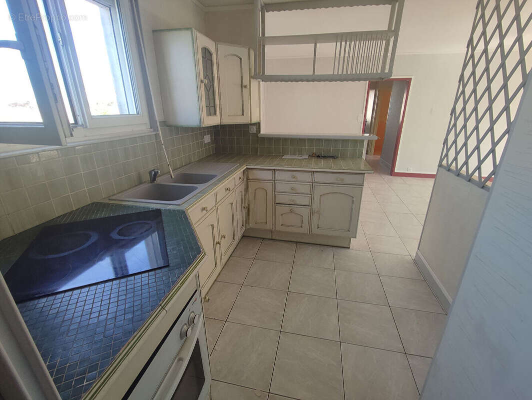 Appartement à SAINT-JEAN-DE-BRAYE