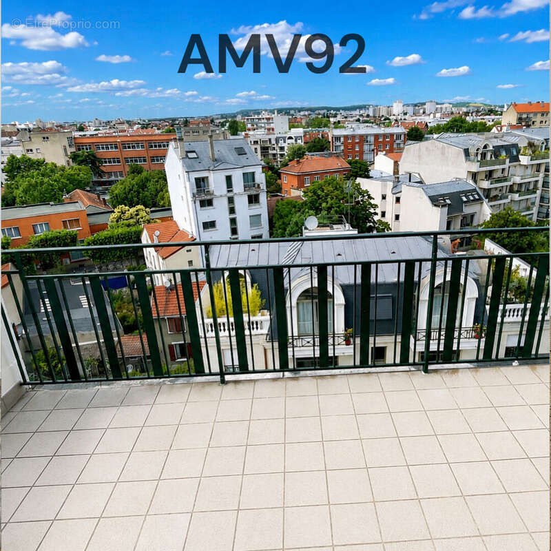 Appartement à LA GARENNE-COLOMBES