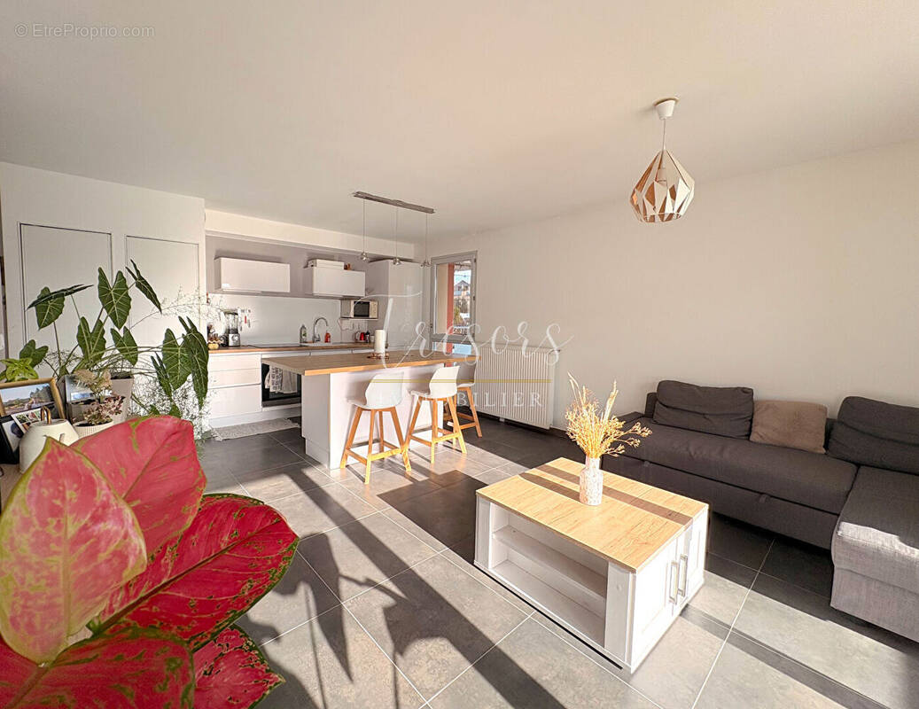 Appartement à AIX-LES-BAINS