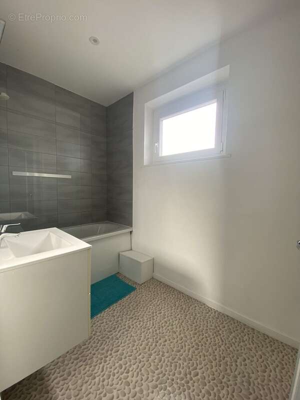 Appartement à RUE