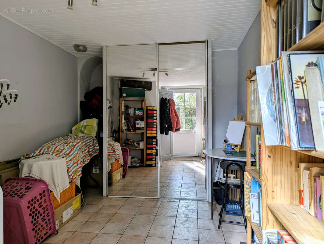 Appartement à LE PERRAY-EN-YVELINES