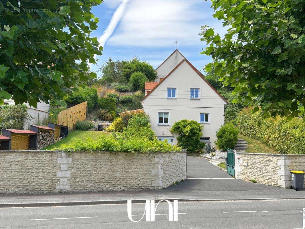 Maison à HEROUVILLE-SAINT-CLAIR