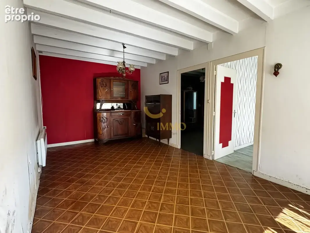 Maison 5 pièces 110 m² à vendre à Saint-Aubin-Le-Cloud (79450) - photo 4