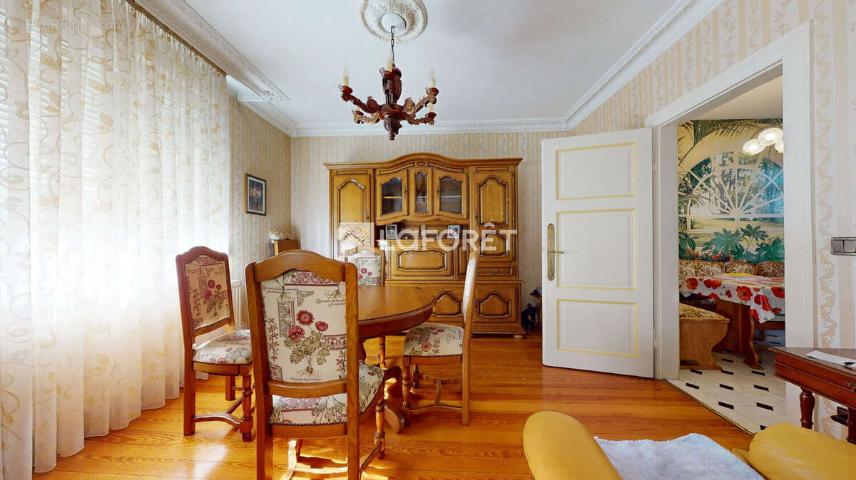 Maison pleine de charme à Schiltigheim, (env. 120 m² au sol) sur 3,71 ares - photo 11