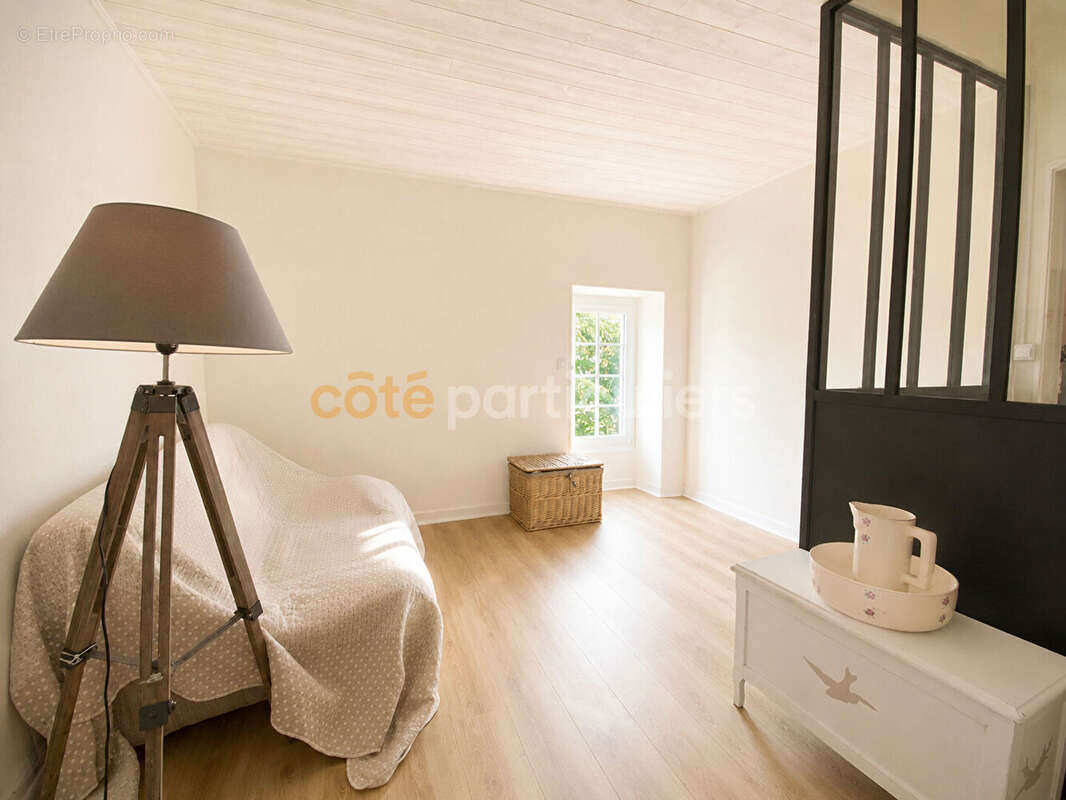 Maison Familiale - 6 chambres à Saint-Michel-En-L'Herm - photo 13