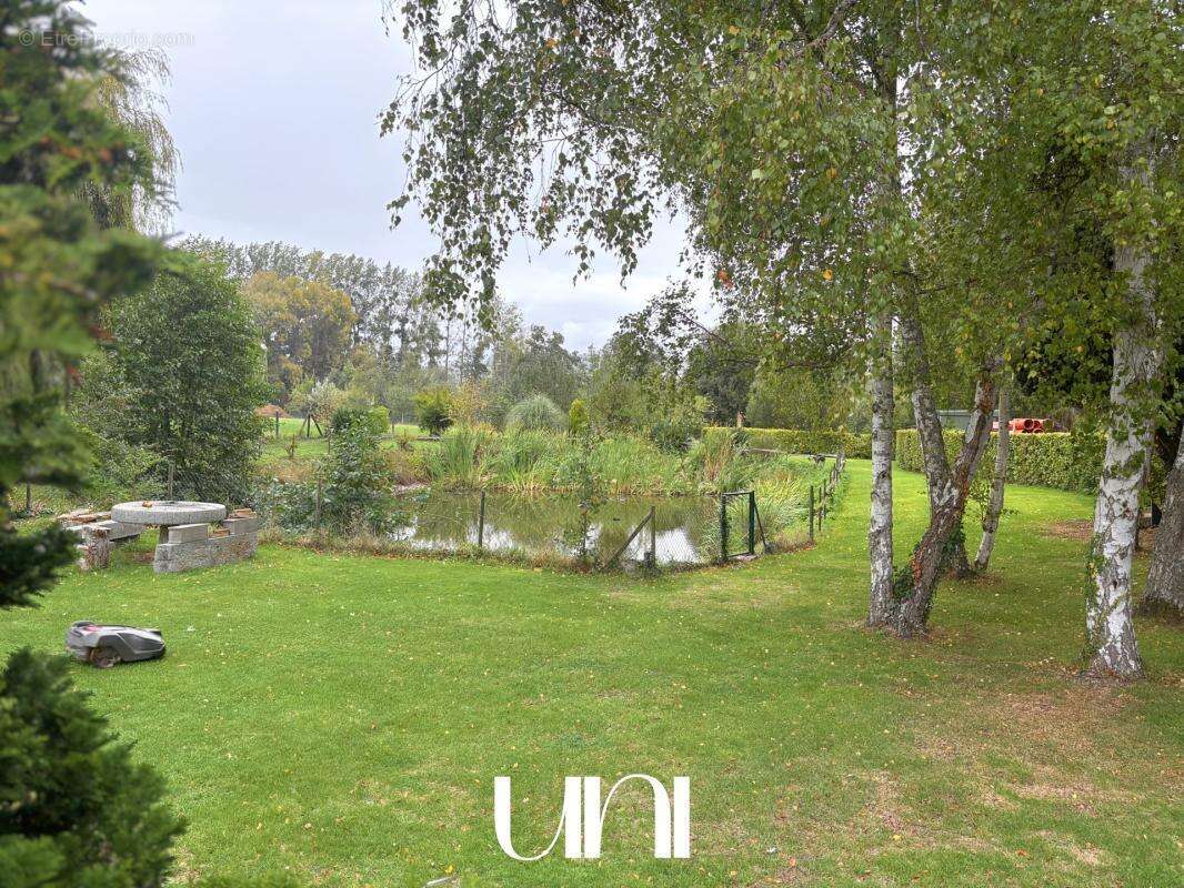 Maison à MEZIDON-CANON