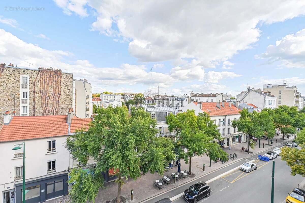 Appartement à CHARENTON-LE-PONT