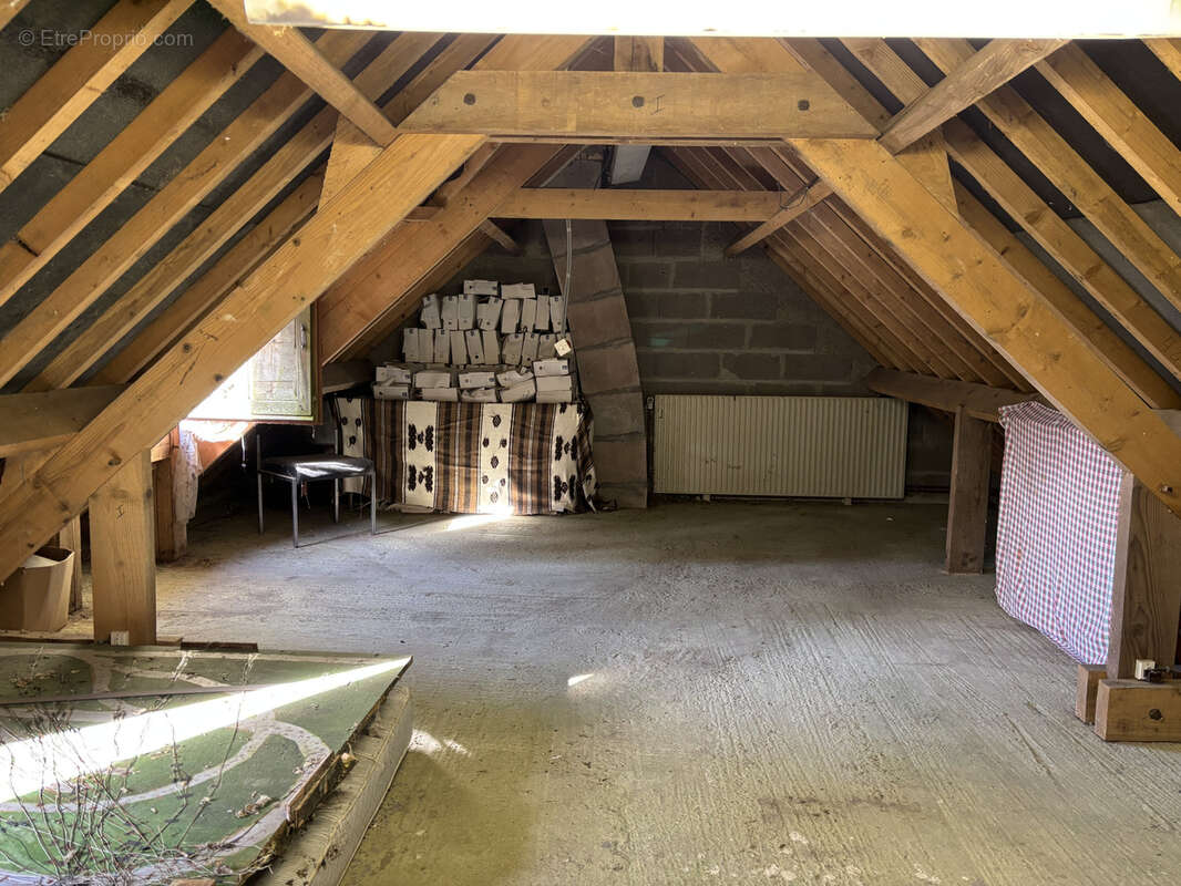 Maison à LE MELE-SUR-SARTHE