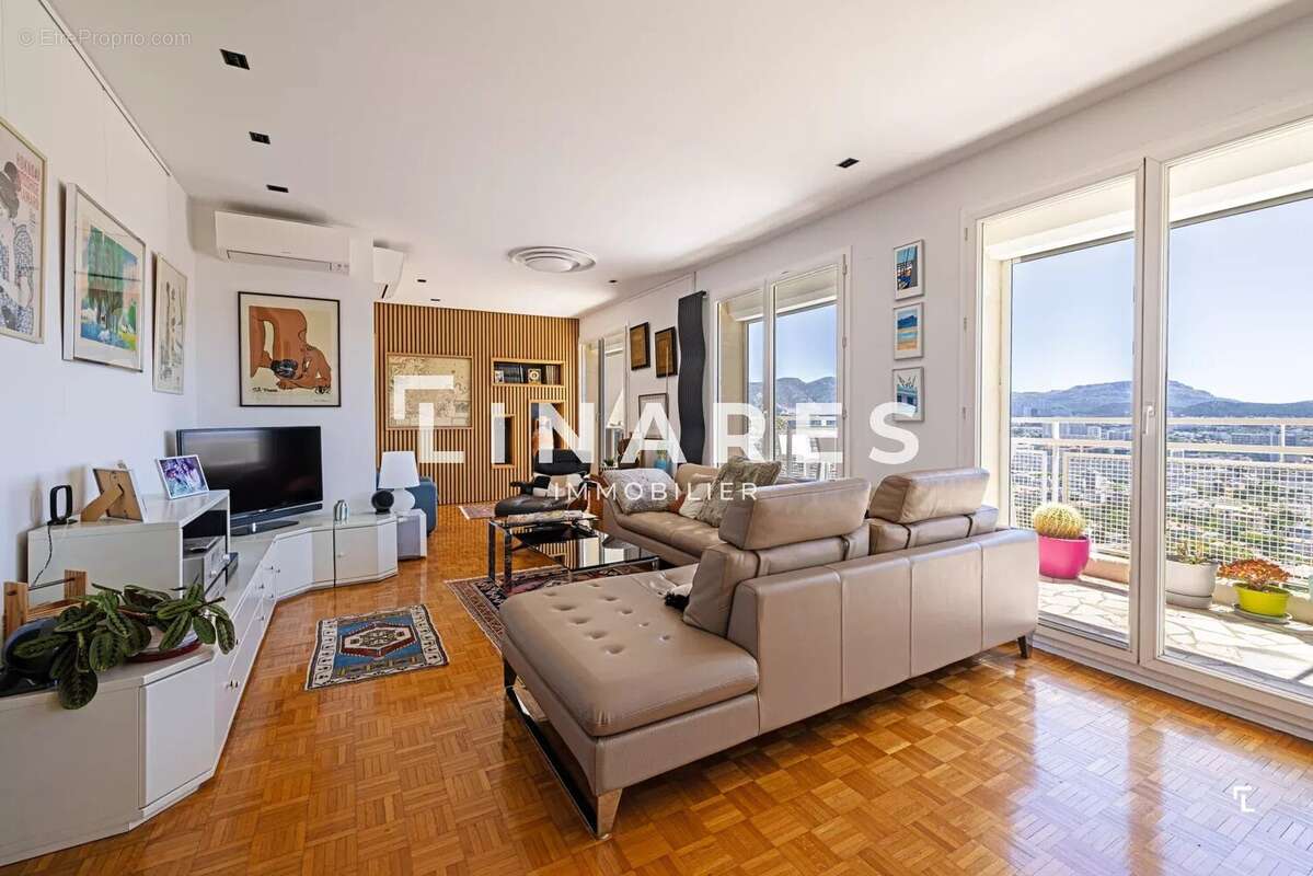 Appartement à MARSEILLE-8E