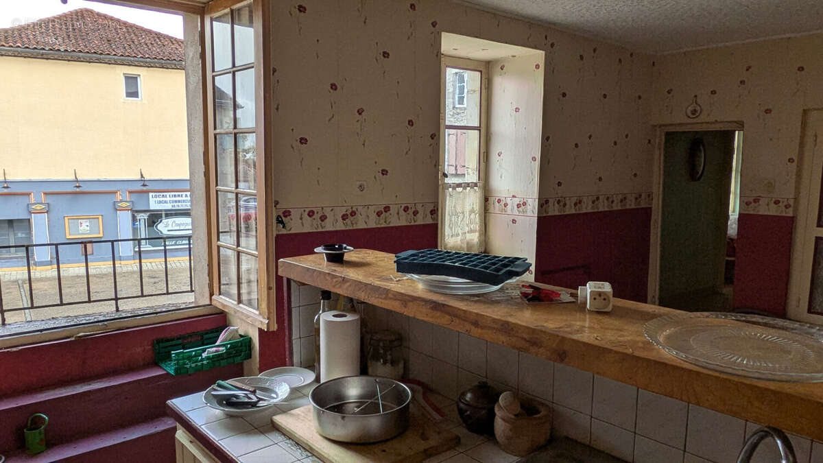 Appartement à USSON-DU-POITOU