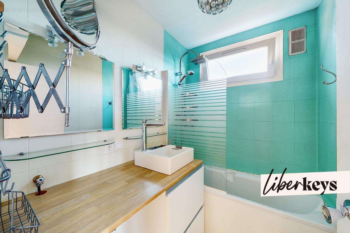 Appartement à IVRY-SUR-SEINE