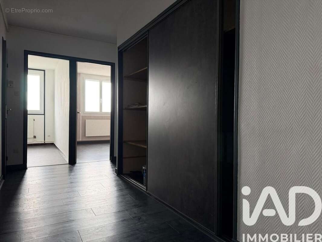 Photo 2 - Appartement à DIGOIN