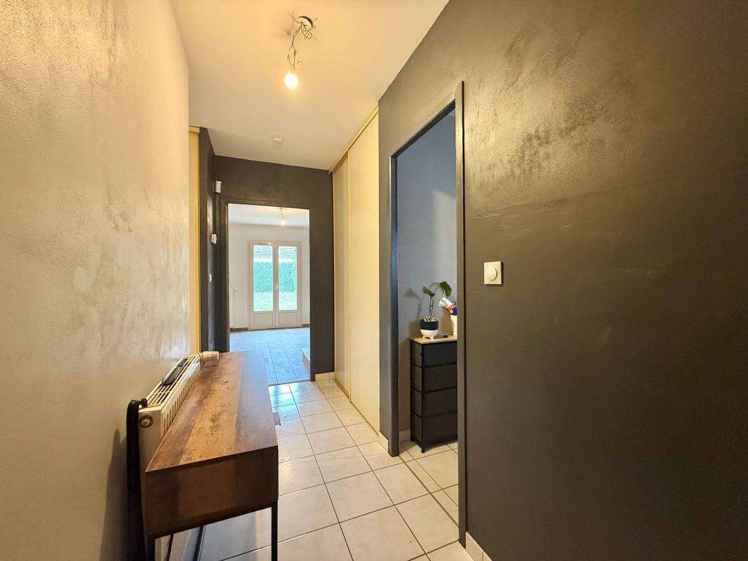 Maison à LONGECOURT-EN-PLAINE