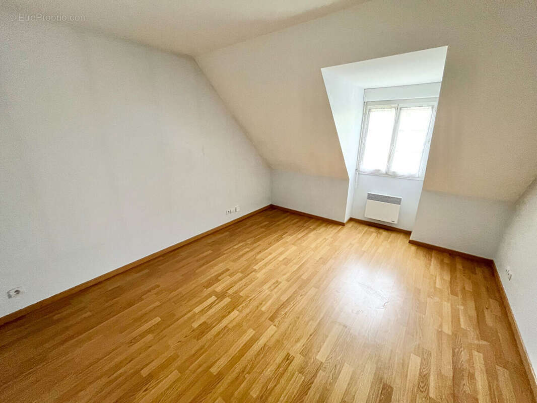 Maison à NOTRE-DAME-D&#039;OE