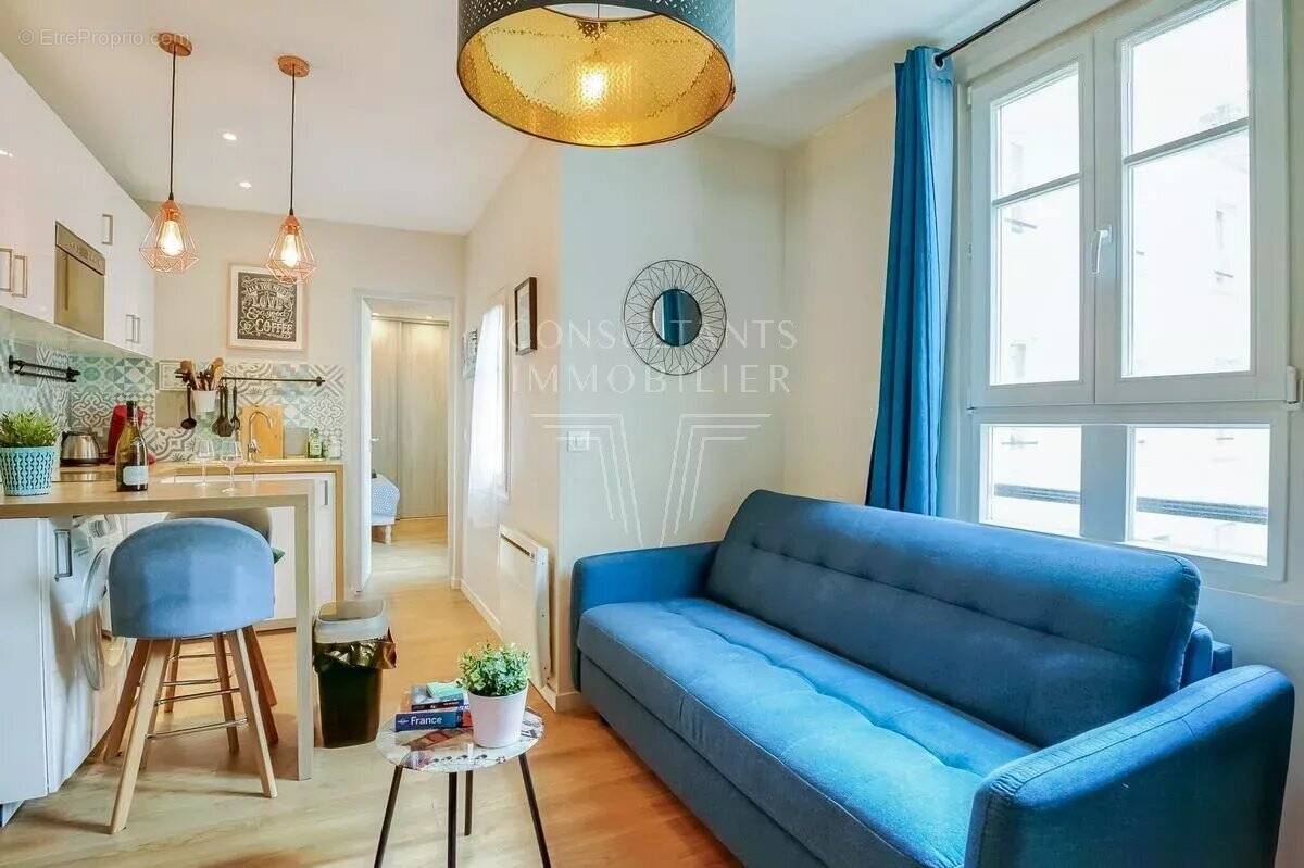 Appartement à PARIS-17E