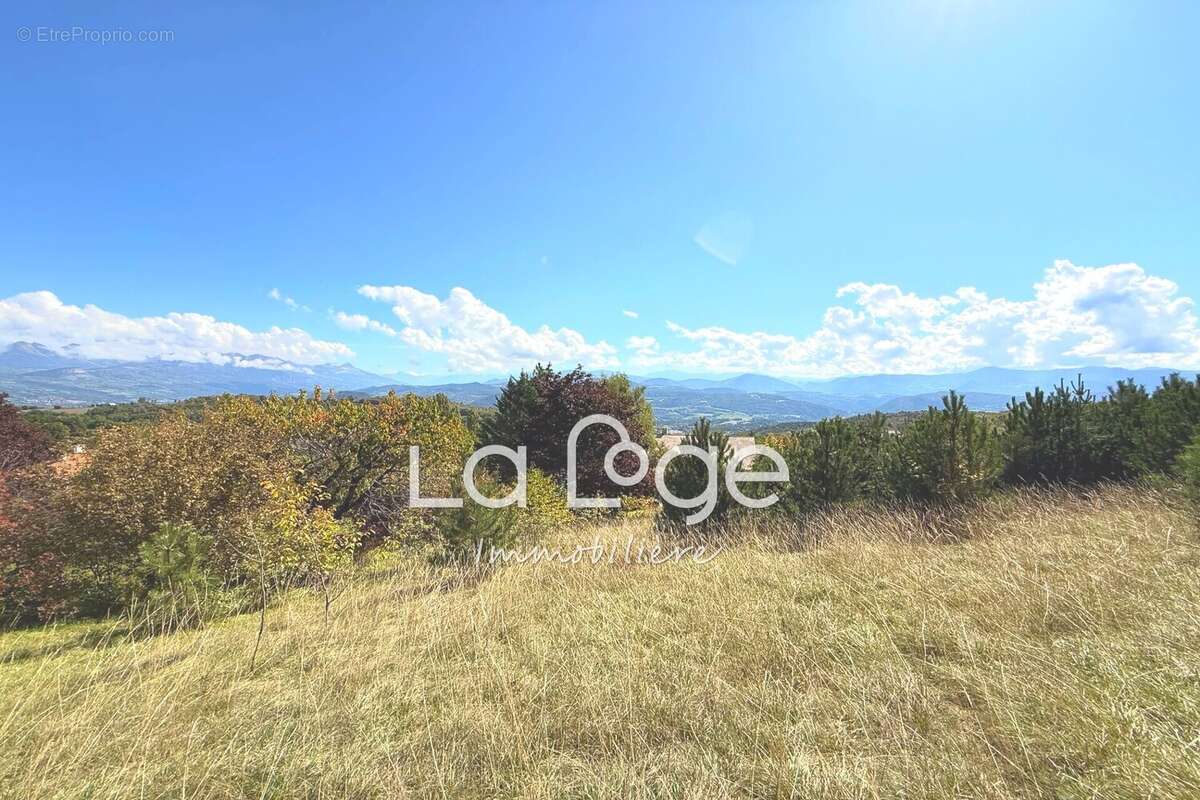 Terrain à LA FREISSINOUSE