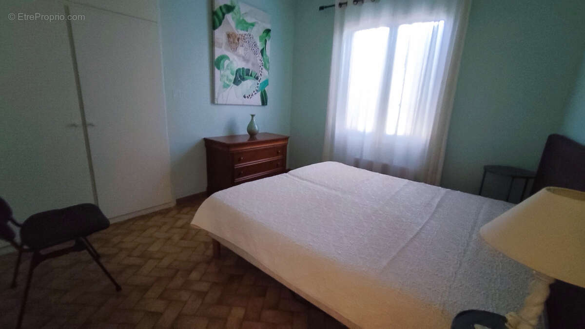 Maison à SAINT-MARTIN-DE-VALGALGUES