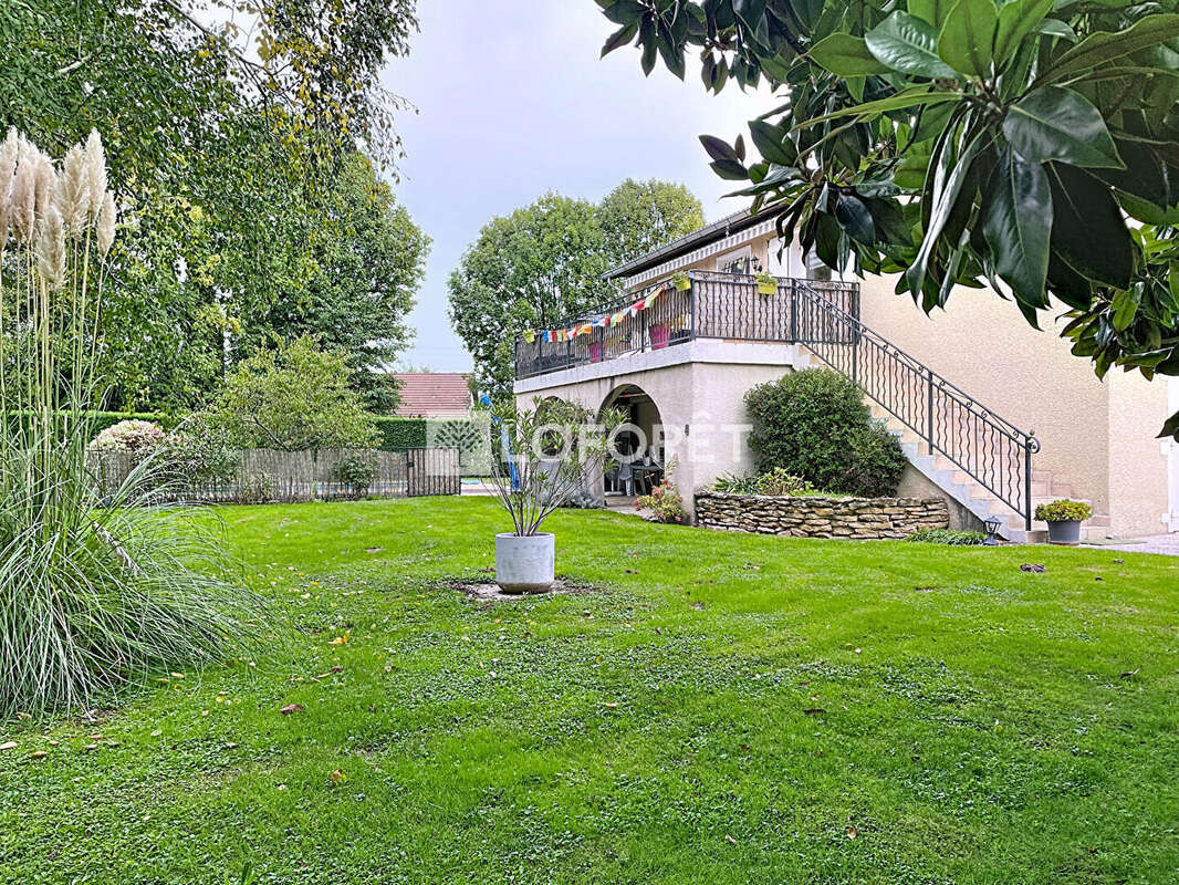 Maison à CERCIE