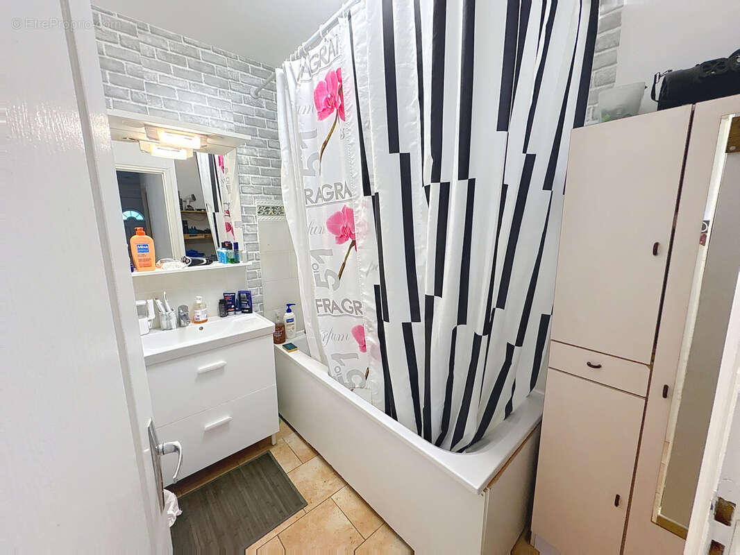 Appartement à LA GORGUE