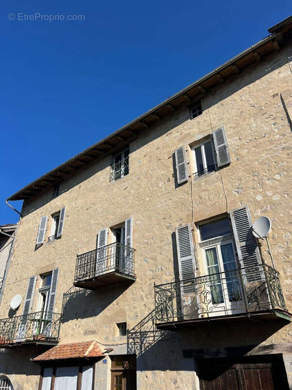 Appartement à LAROQUEBROU