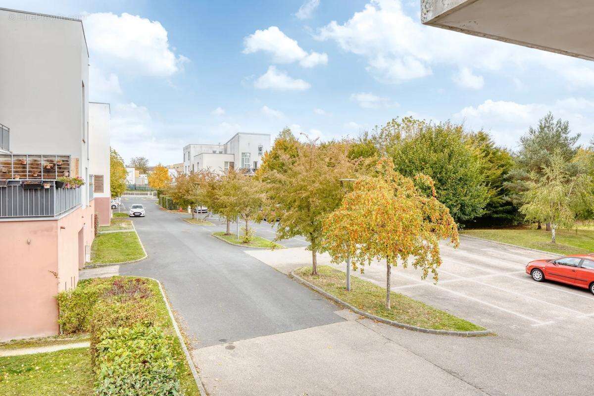 Appartement à VAL-DE-REUIL