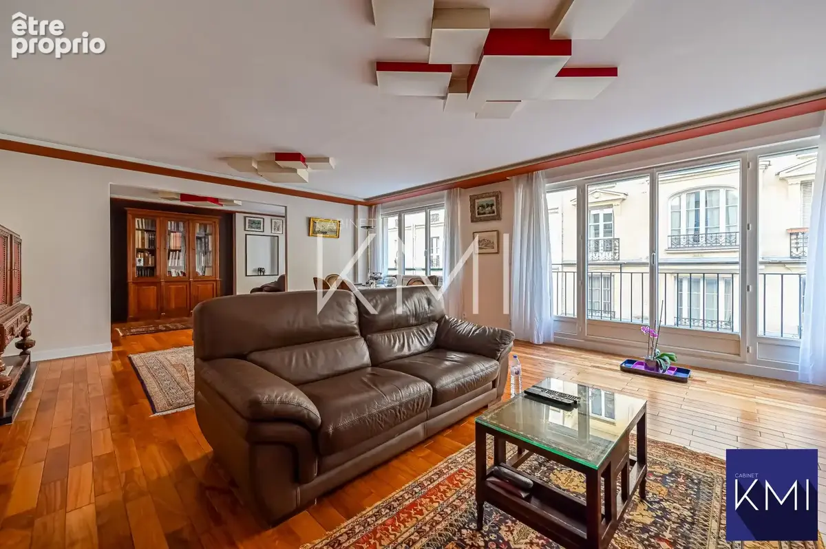 Appartement 4 pièces 123 m² à vendre à Paris-11e (75011) - photo 2
