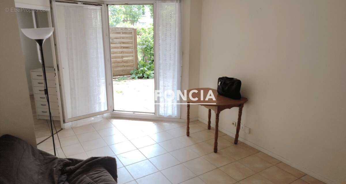 Appartement à MAGNY-LE-HONGRE