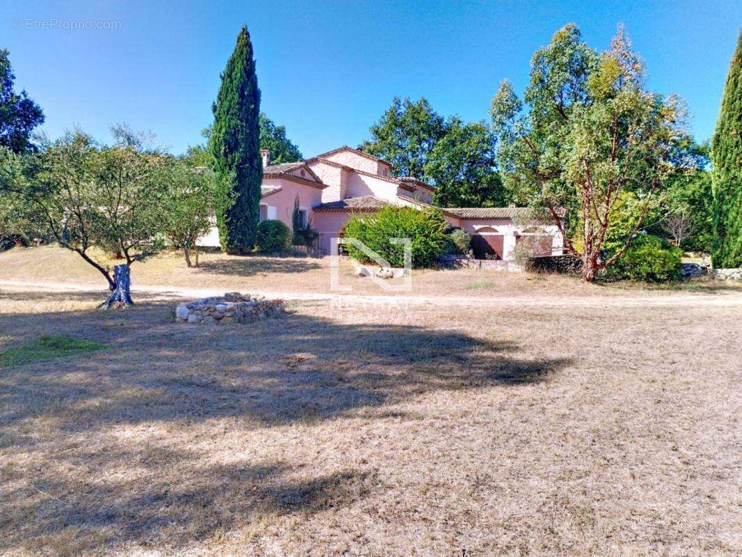 Fayence - mas provencal - magnifique terrain 2ha - piscine - photo 2