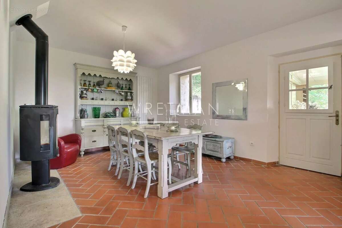 Maison à SEILLANS