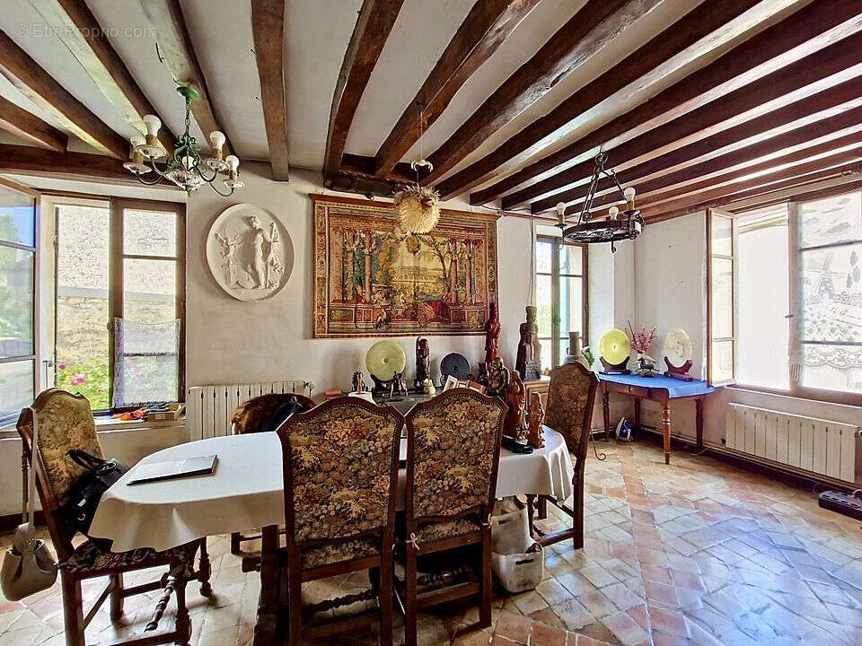 Maison à MAGNY-EN-VEXIN