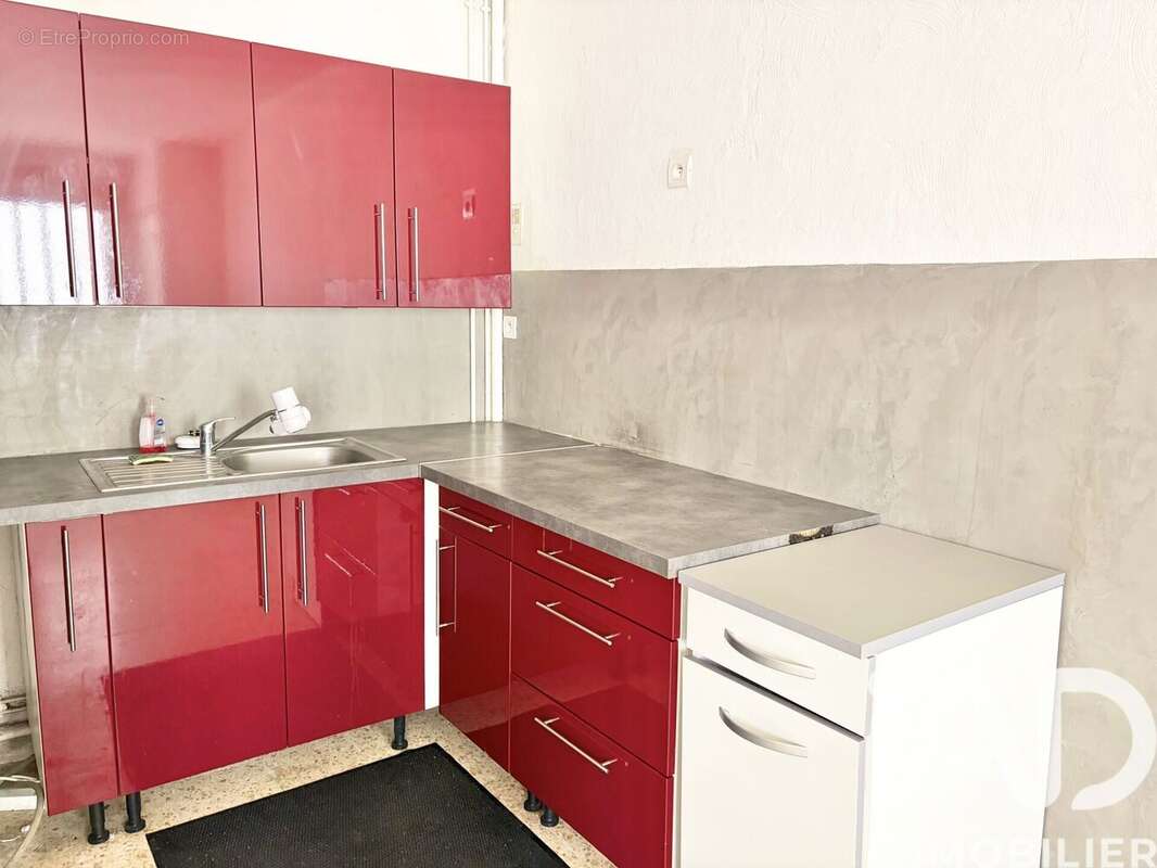Maison 50 m² à Sainte-Eulalie  - photo 5