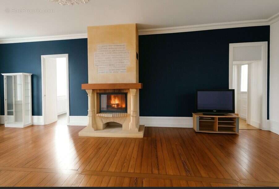 Maison à VILLEREVERSURE