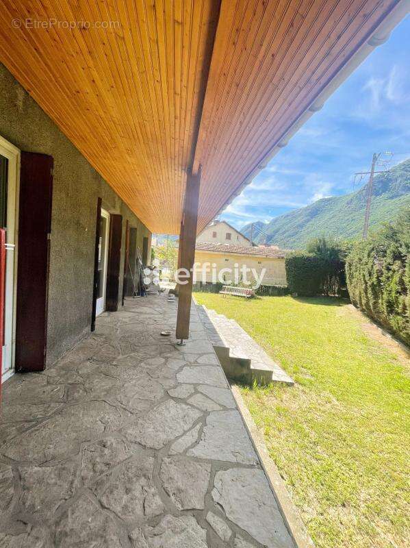 Maison à TARASCON-SUR-ARIEGE