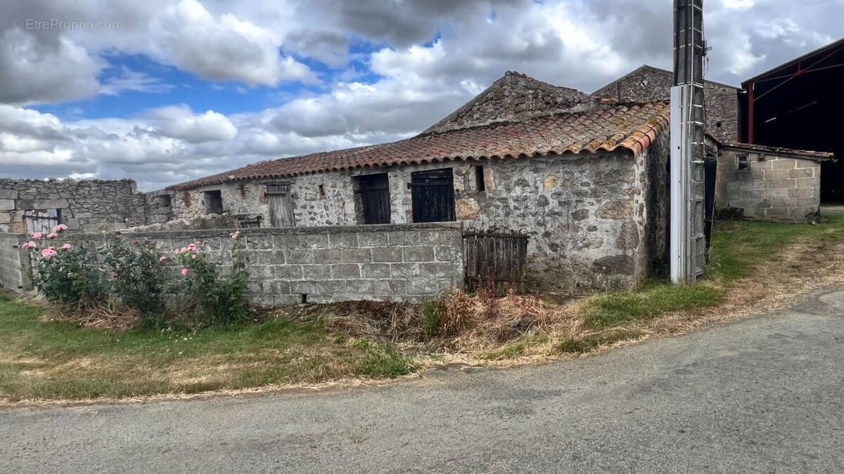Maison à LA FLOCELLIERE