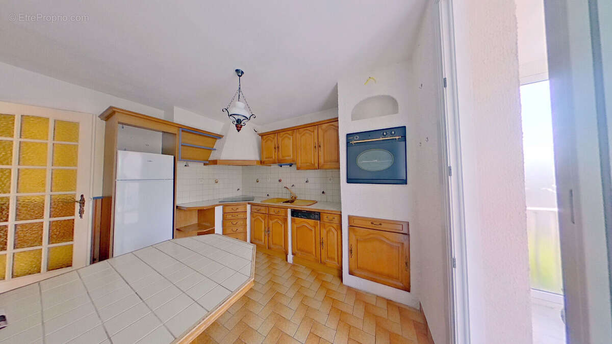 Appartement t5 a vendre brest saint-jacques-kerzu-géant- dalle béton - deux parkings - photo 6