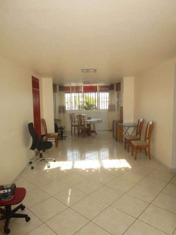 Appartement à KOUROU
